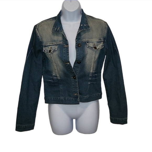 𝅺cropped Distressed Denim Jean Jacket - Picture 2 of 11